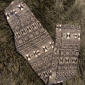 B. Jewel aztec designed leggings